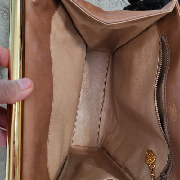 (SOLD)RARE Authentic 1960's Gucci sherryline snaffle bit bag - Picture 8 of 16